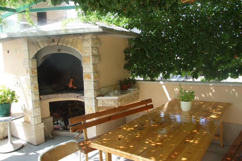 Cosey Studio Apartment For 2 Free Private Parking Makarska Exterior photo
